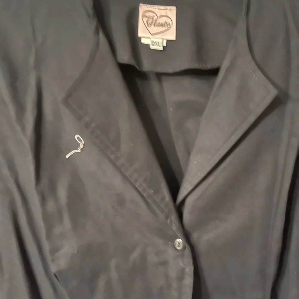 EUC.  Heart of Haute Cotton Blazer.  2X. - Picture 3 of 3